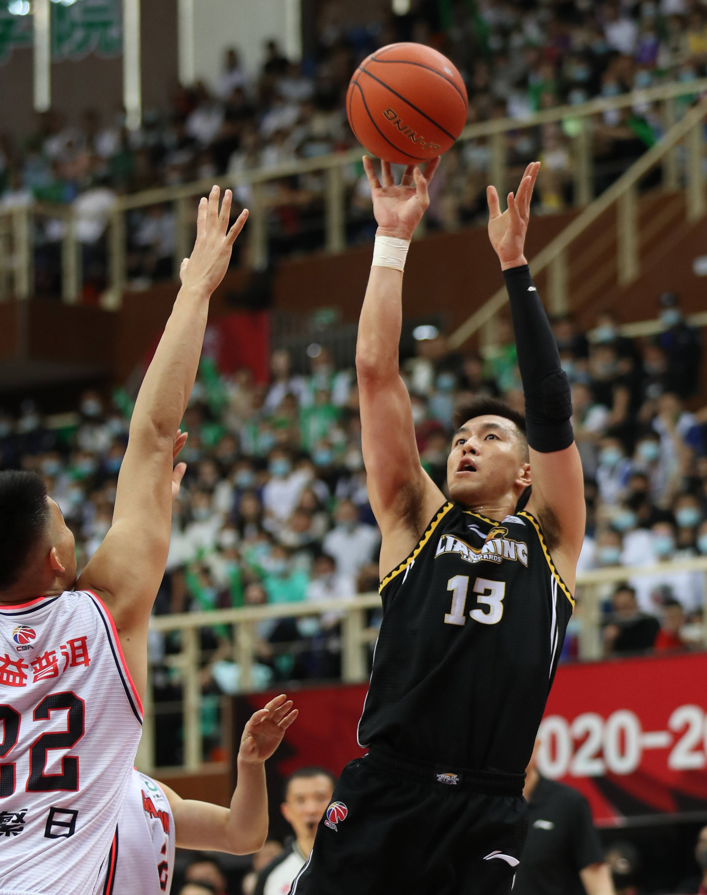 是否冒着暴 是否冒着暴